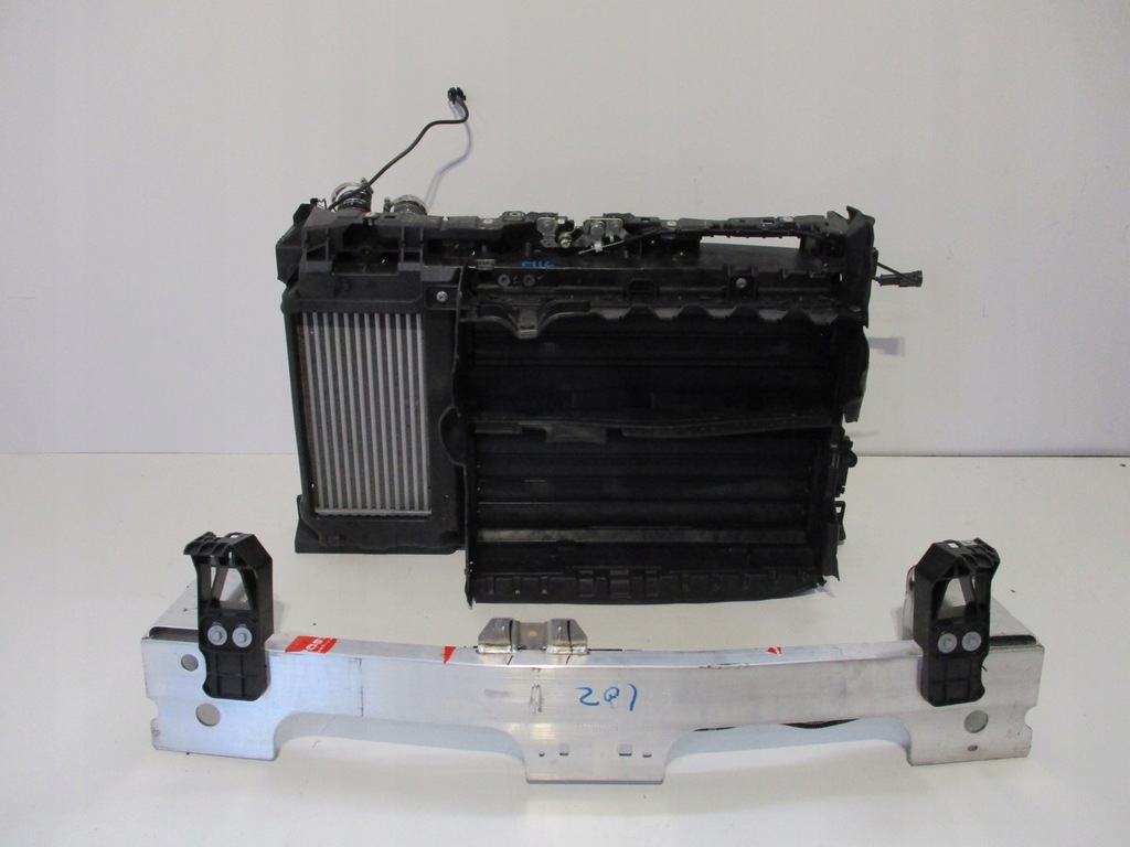 фото №1, Pas передний радиатор peugeot 2008 19r