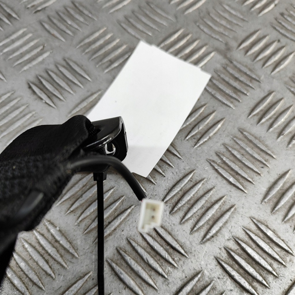 фото №8, Bmw 5 g60 2025 левая сторона пряжка заднего поперечина безопасности