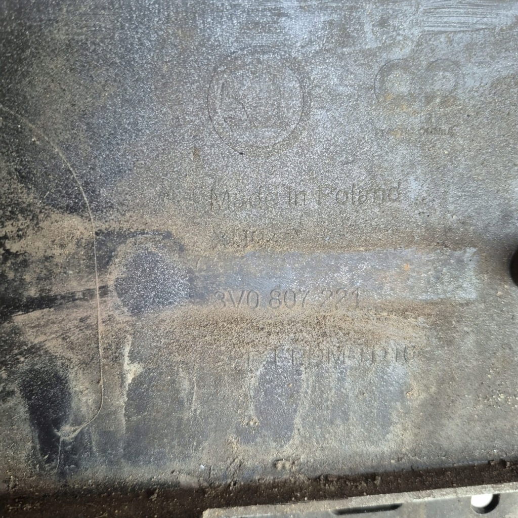 Skoda superb 3 3 15-19 бампер перед передній sprysk Оригінал