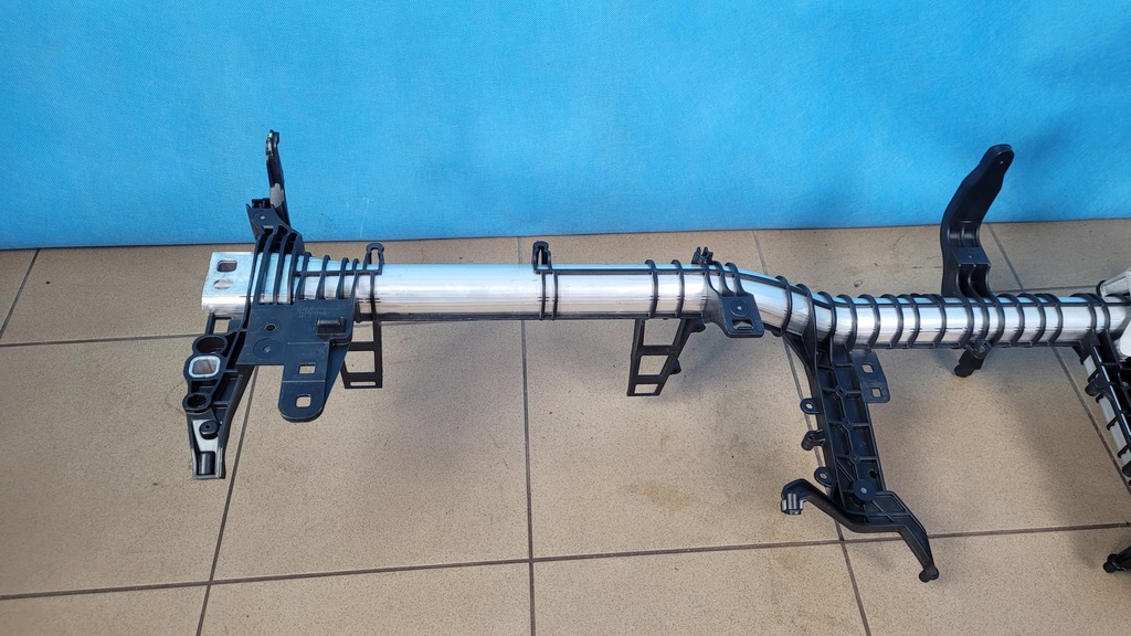 фото №13, Mercedes w206 каркас панелі панель приладів a2066801300