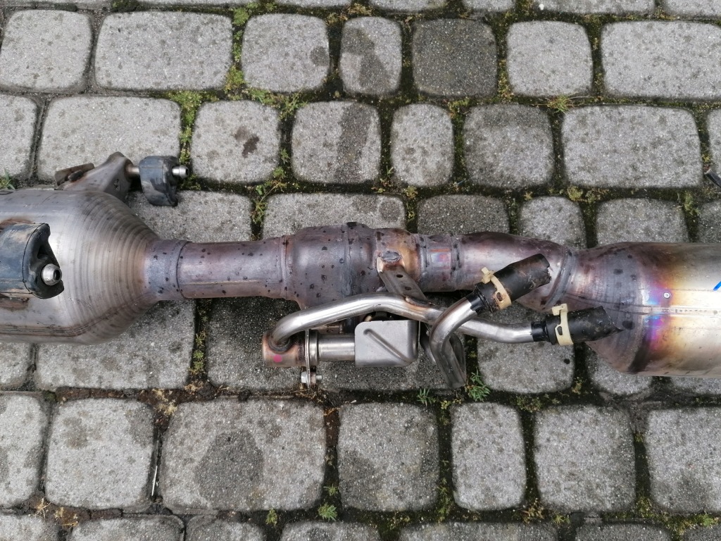 Lexus ux 250h каталізатор dpf оригінал 33739 2018- Доставка