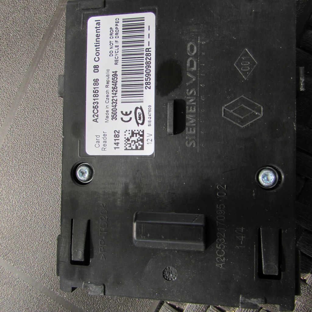фото №1, Считыватель карта renault zoe 285909828r