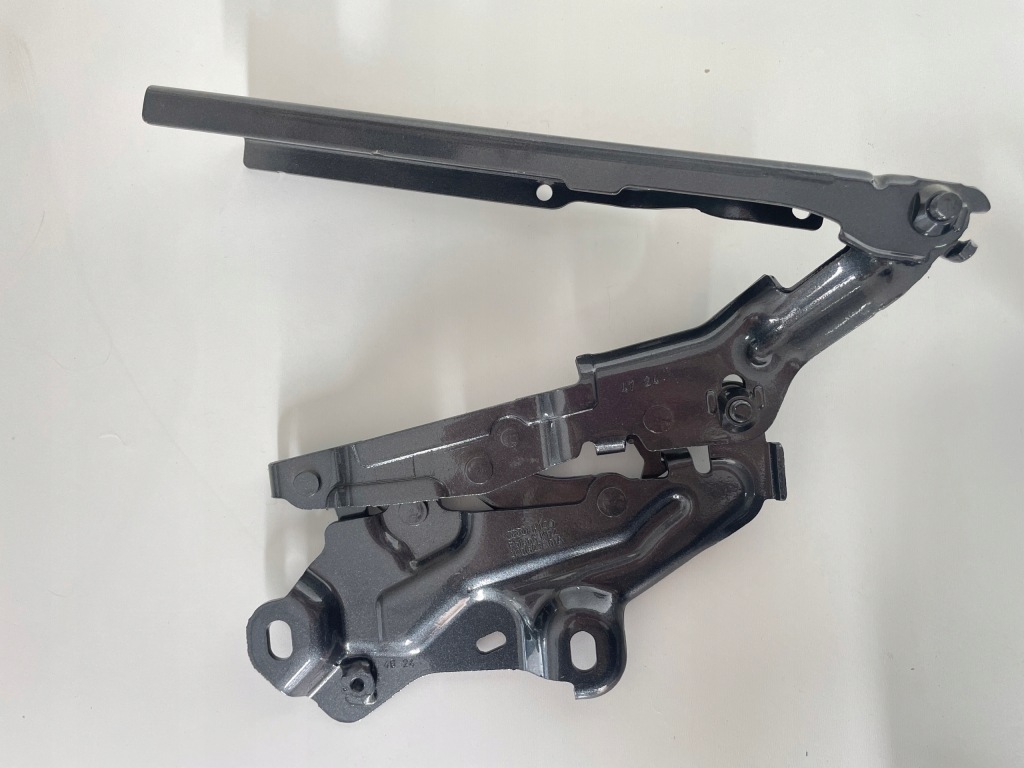 фото №1, Петля капот левый перед audi a6 c8 4k0823301a новый pomalowany