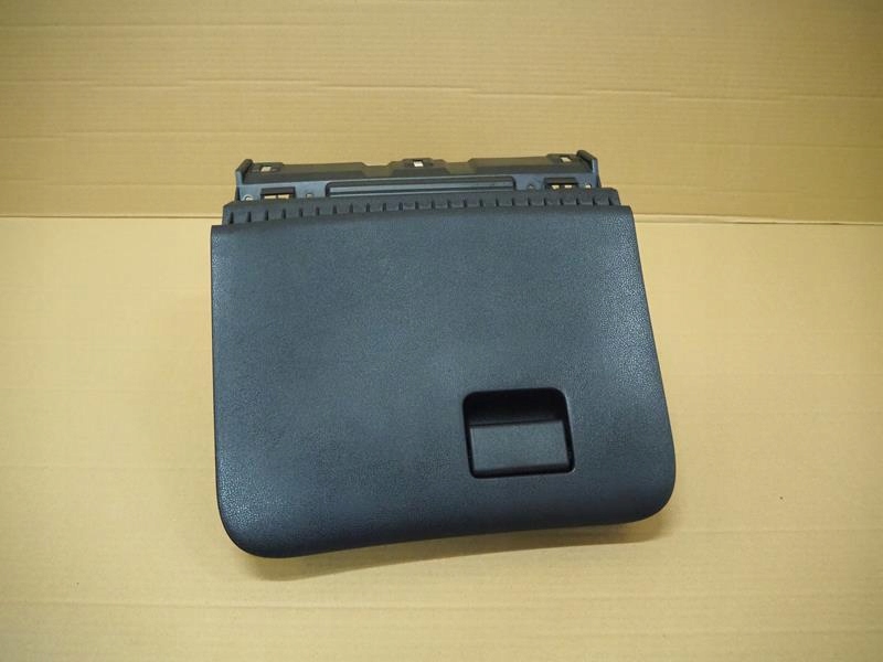 фото №1, Бардачок пасажира nissan juke lift