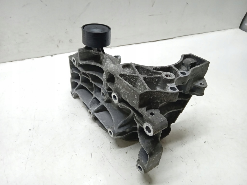 фото №4, Кронштейн генератора bmw x1 e84 2.0d