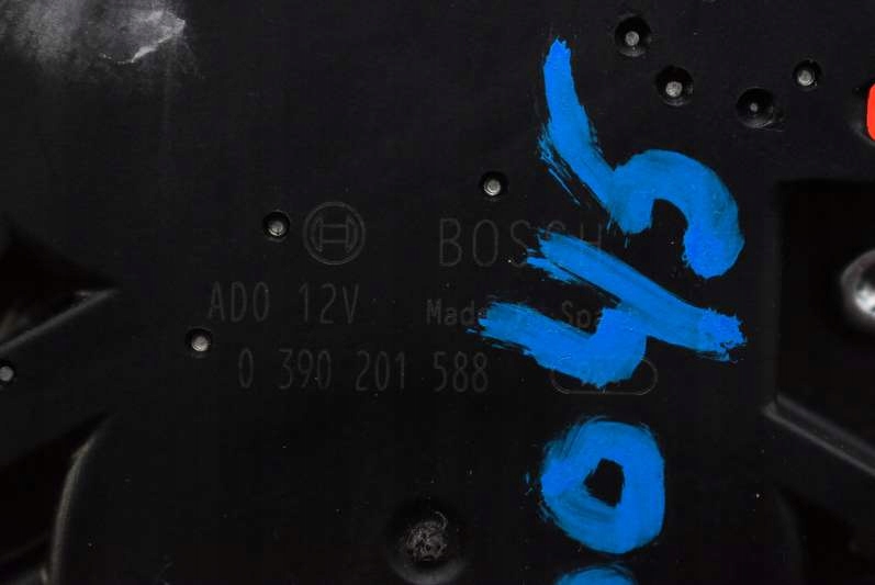 фото №7, Моторчик дворники задняя 0390201588 mazda 3 1 i bk 5d hb 03-06