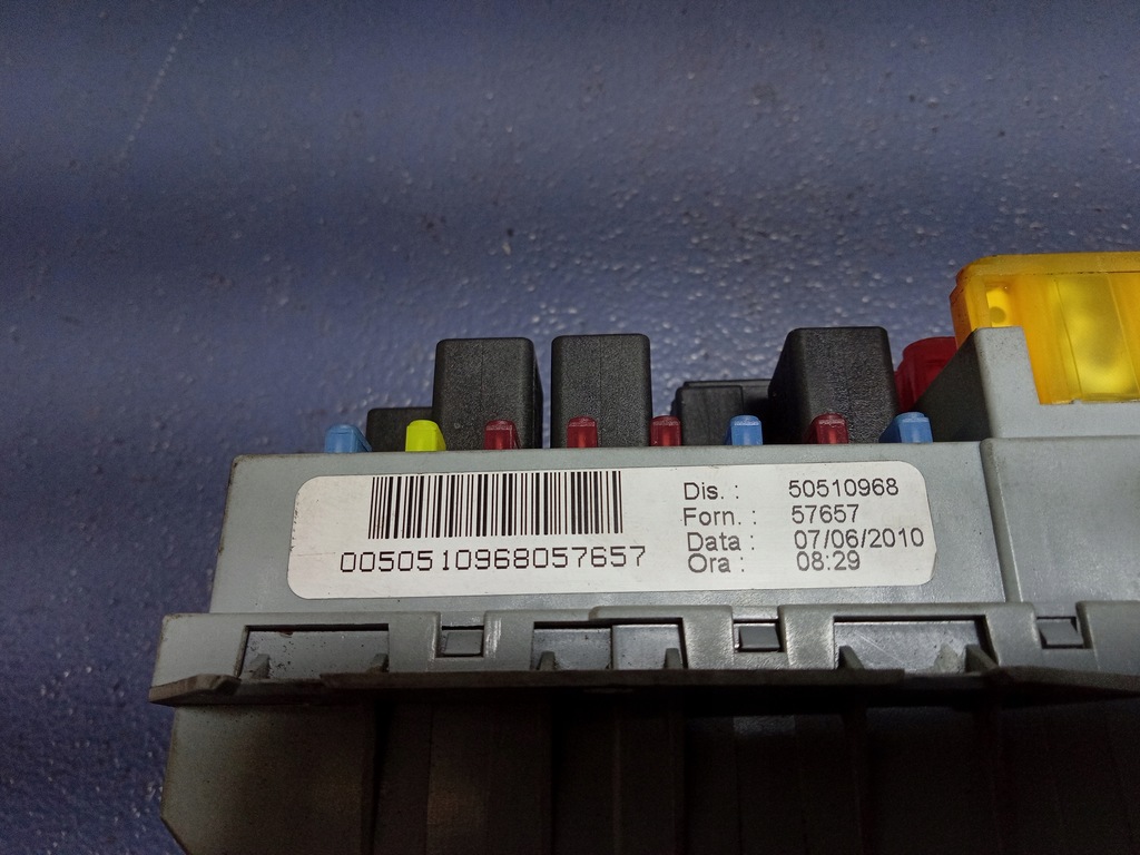 фото №3, Alfa romeo 159 коробка запобіжників 50510968