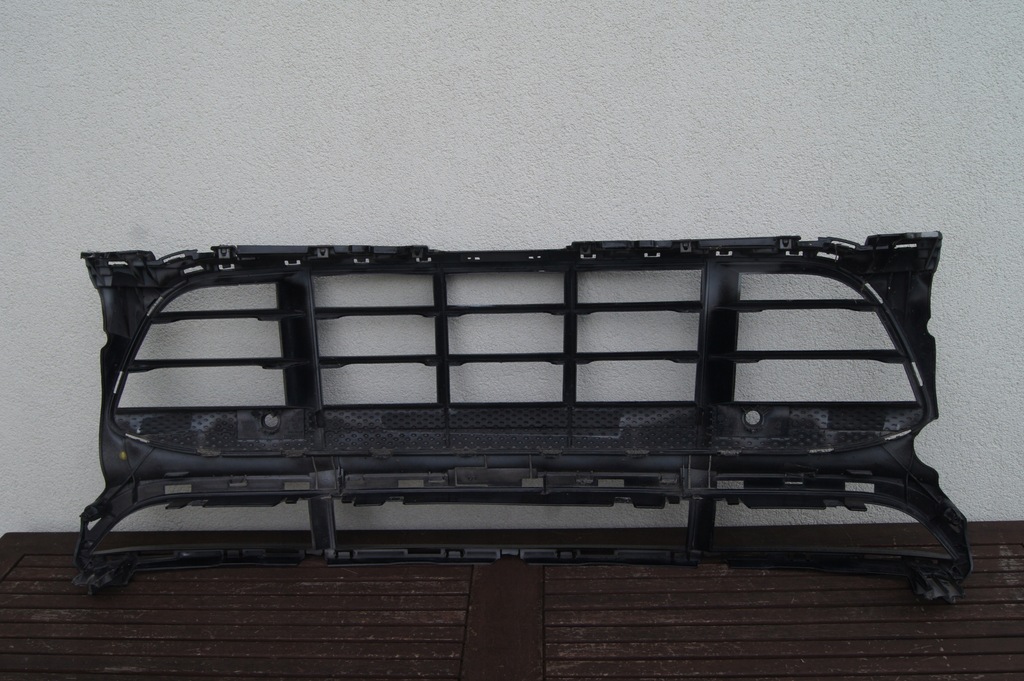 фото №11, Решётка радиатора бампера porsche macan turbo 95b807683aa