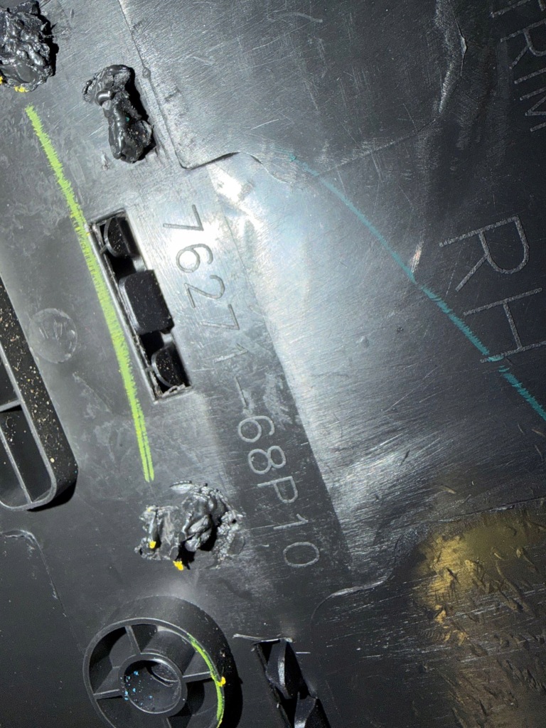 фото №6, Обивка обшивка багажника правый задняя suzuki baleno ii 2 17r 76271-68p10