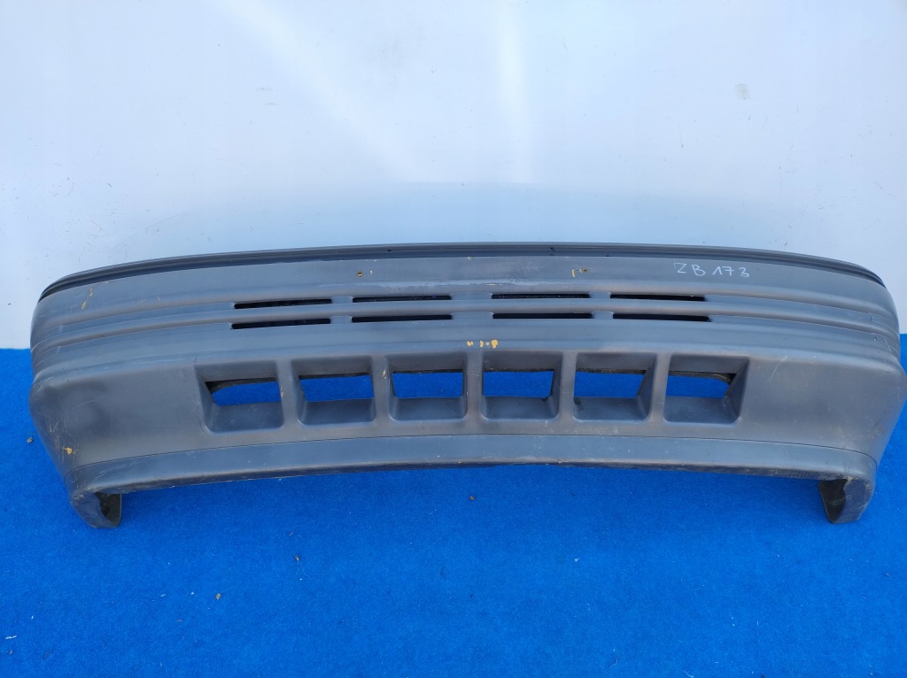Купить Chrysler voyager 90-95 rok бампер перед оригинал 4151756 zb173