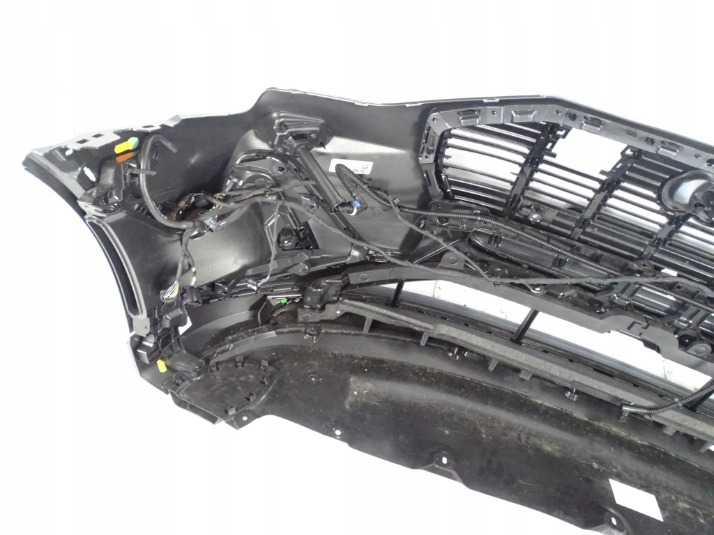 фото №9, Бампер перед передний audi e-tron 4ke s-line