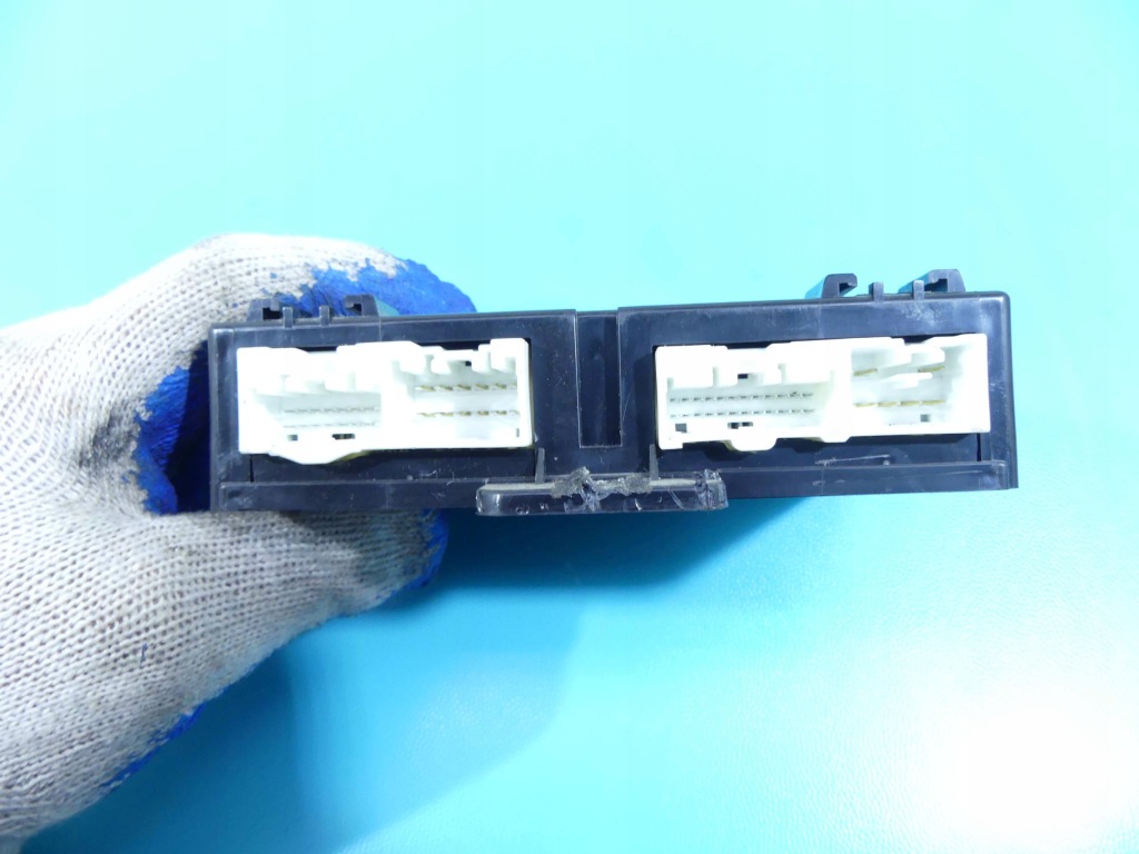 фото №4, Блок управления модуль комфорта bcm mazda 5 05-10