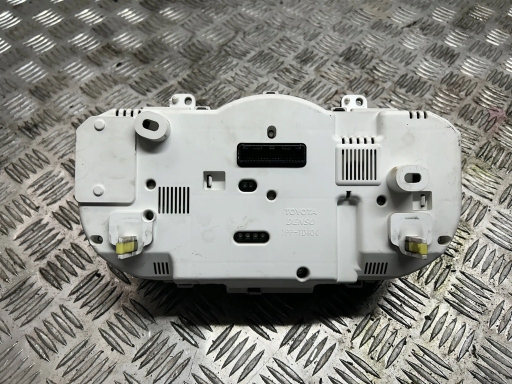 фото №5, Счетчик приборы europa toyota rav4 iii 05-12 2.2 83800-42d00