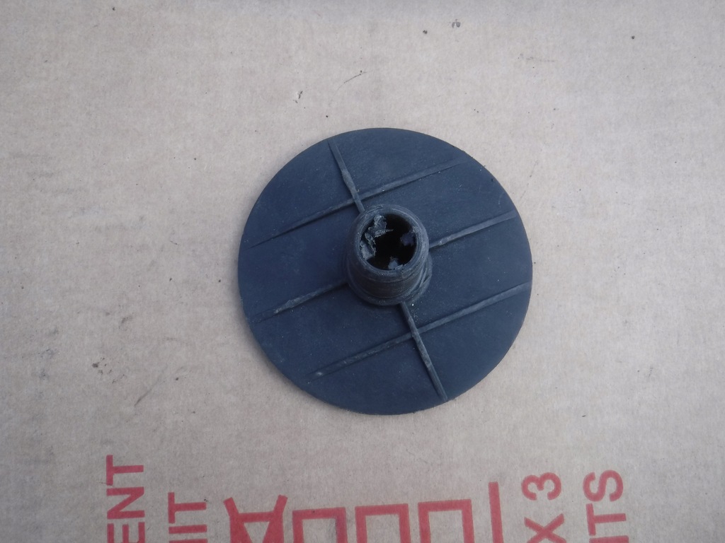 фото №1, Кронштейн колеса запасного renault scenic iii megane iii 8200105397