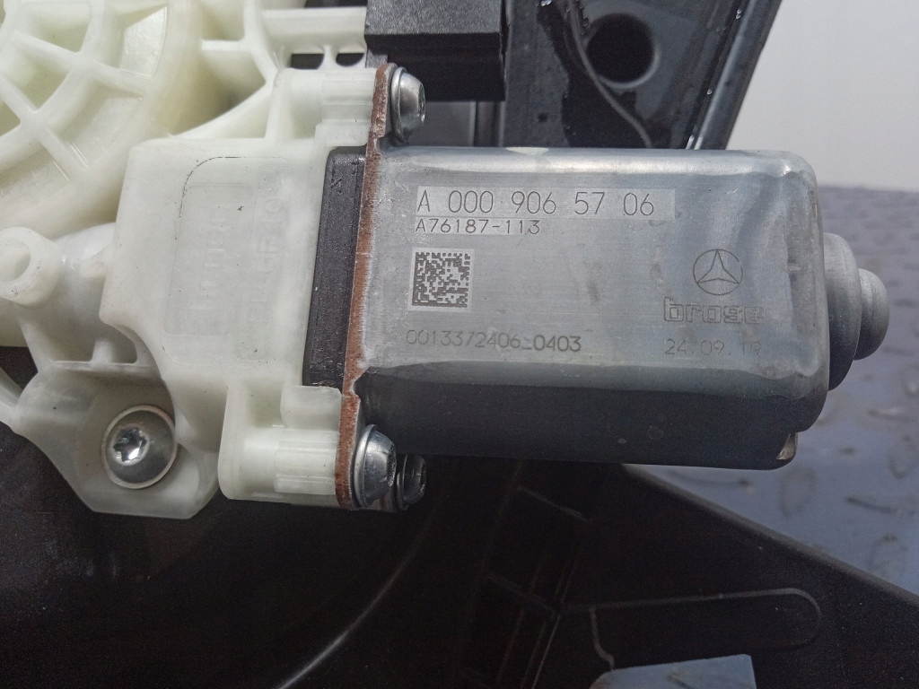 фото №5, Mercedes glc x253 подъемник стекло перед правый передний a1667230094