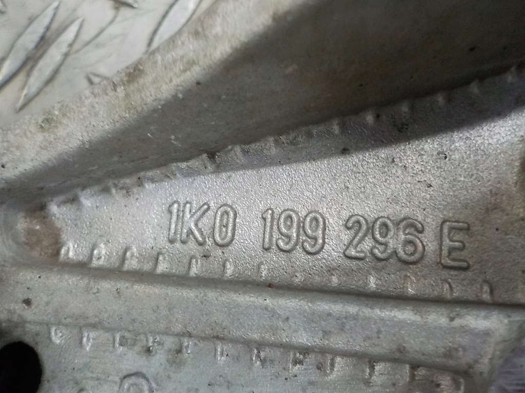 фото №8, Vw golf plus lift 1.4 08-14 подрамник подрамник перед