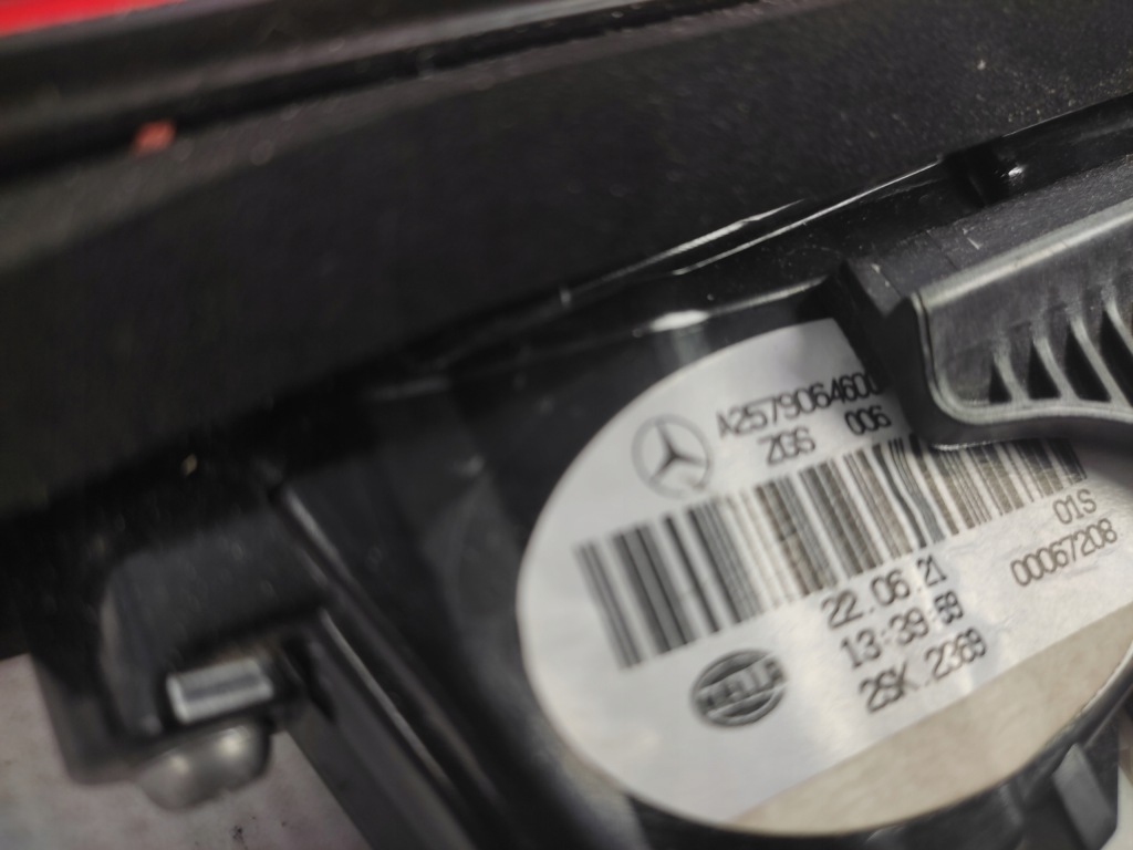 Mercedes cls w257 фара правый  задняя задний  led Недорого