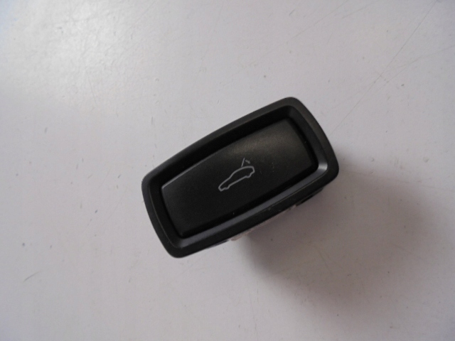 фото №1, Панель кришки задня porsche panamera 4s 970 2010 rok