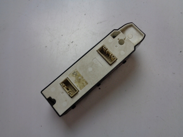 фото №3, Панель вікон лівий перед mazda 3 2009-