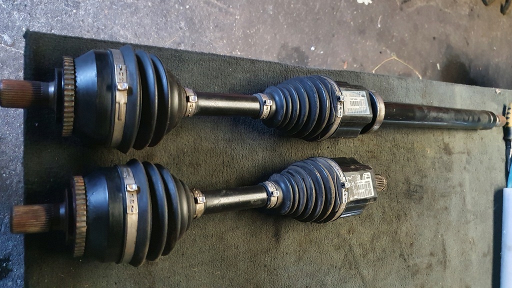 фото №1, Volvo s60 i v70 ii 2.4 d5 polift приводной вал правая autom