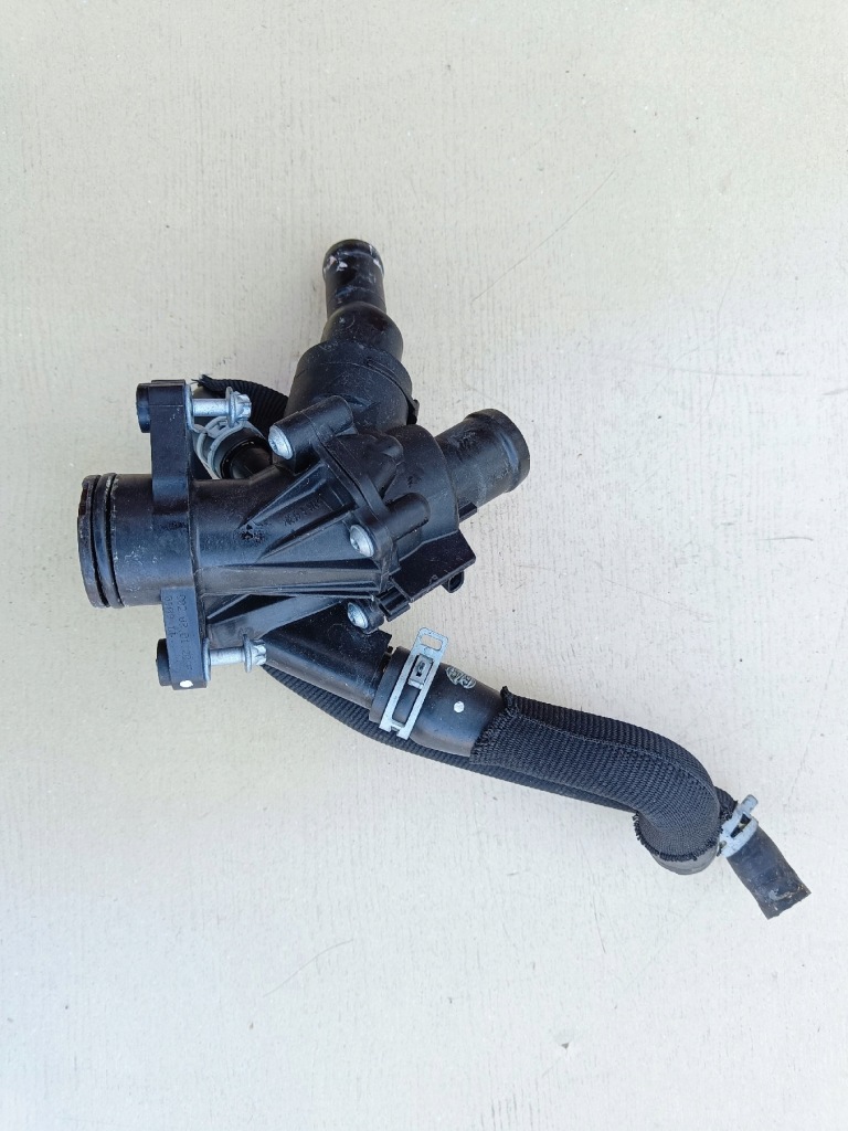 фото №1, Mercedes w177 w118 термостат a35 amg a2602002600