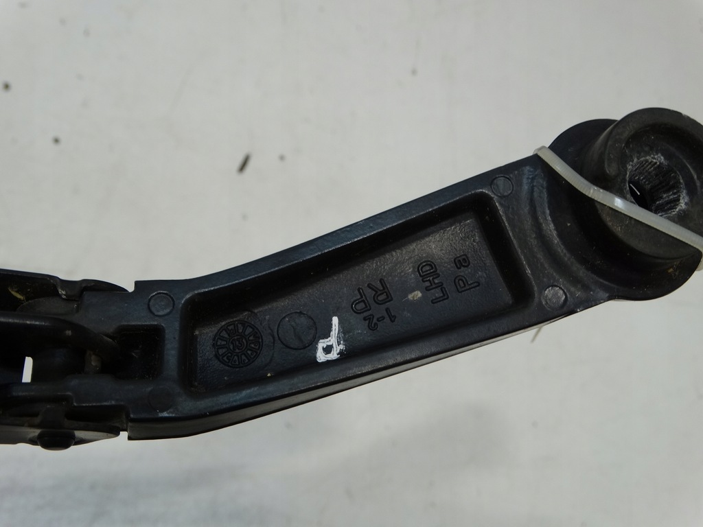 фото №9, Kia оригінальний номер carens iv