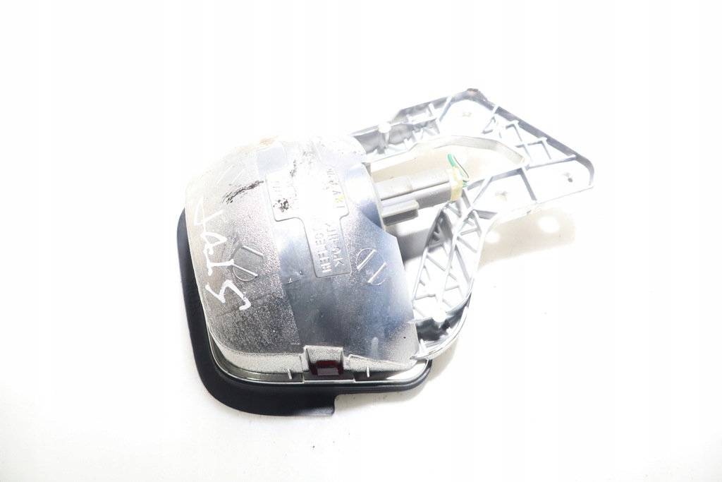 фото №3, Свет стоп-сигнал toyota avensis ii t25