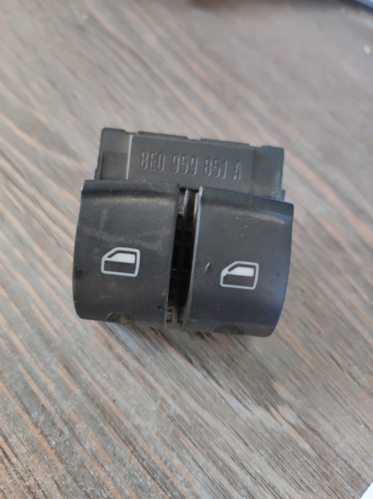 фото №1, Перемикач audi 8e0959851a