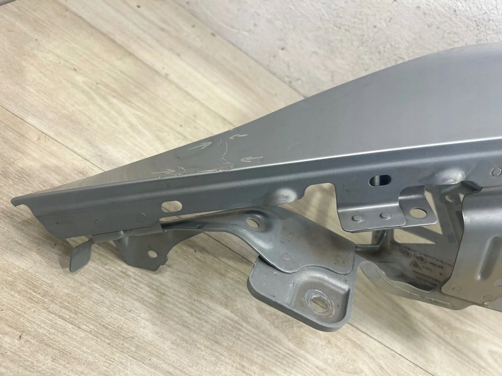 фото №11, Porsche taycan 9j1 2022 крила правий