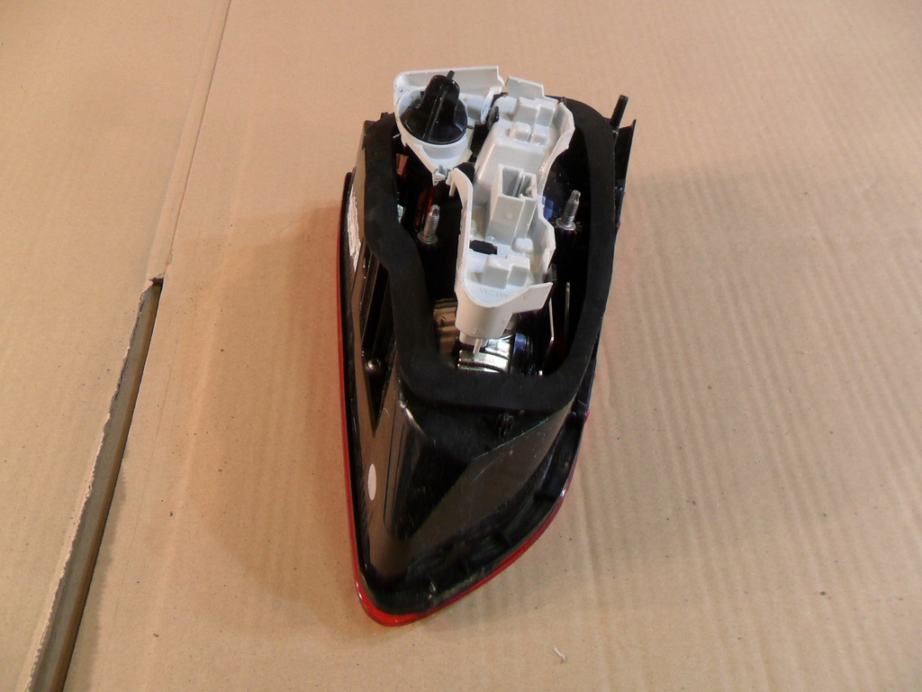 фото №12, Vw golf vii hb 5g0945094 лампа задня права кришка багажника