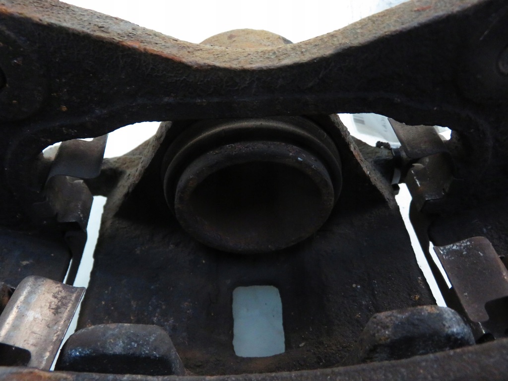 фото №3, Суппорт левый перед hyundai coupe ii 2.0 gls