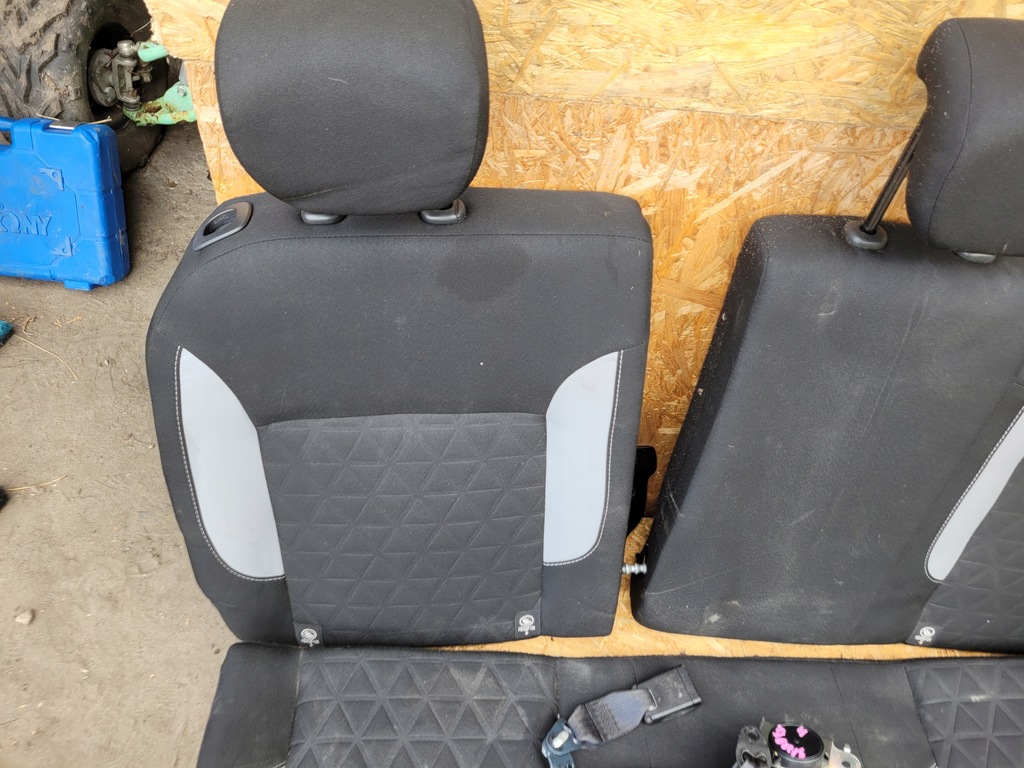 фото №9, Сидіння сидіння заднє сидіння спинка ремені dacia sandero ii stepway