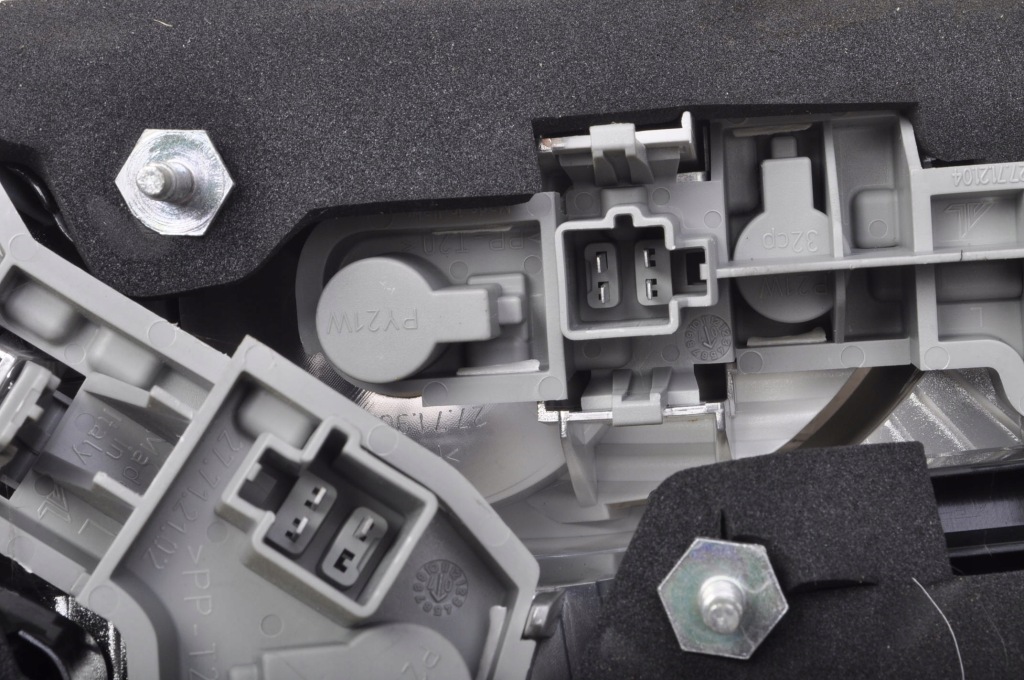 фото №4, Volvo c30 лампа ліва задня лівий задня