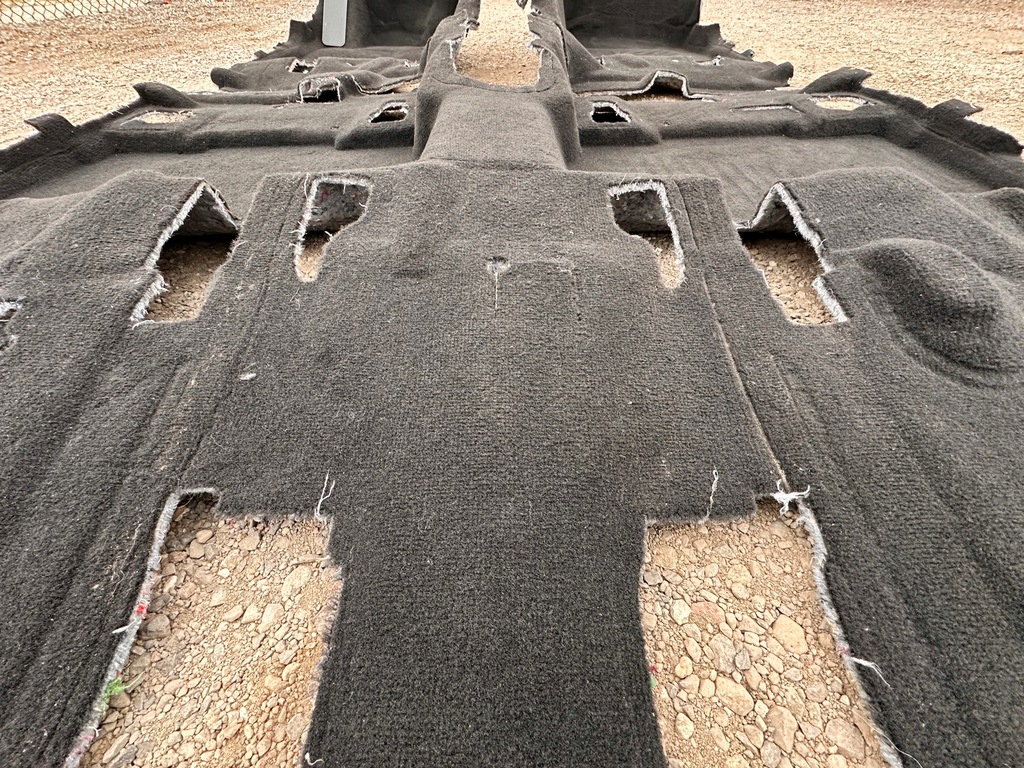 фото №12, Коврик обшивка пол салона комплект ford explorer 2020+