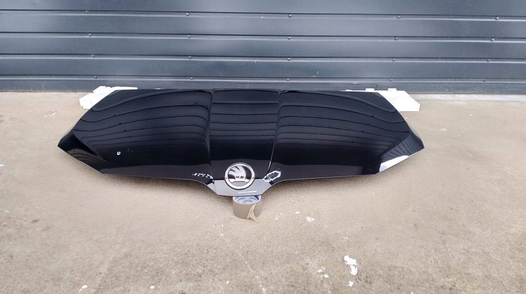 фото №10, Skoda fabia iii 3 капот кришка двигуна czarna ładna