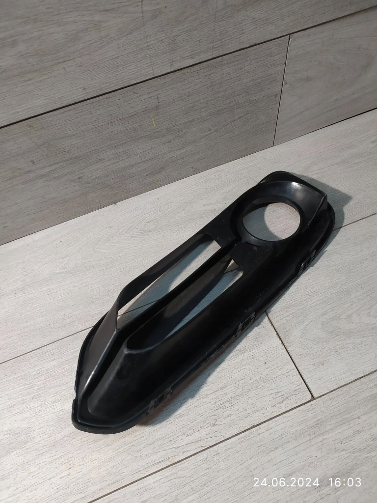 9018. bmw 1 f20 решітка бампер лівий перед 7371667 Зі Шроту