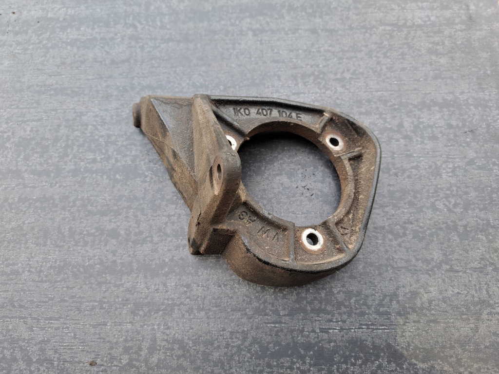 фото №1, Vw golf v 2.0 tdi кронштейн підпора піввісь 1k0407104e