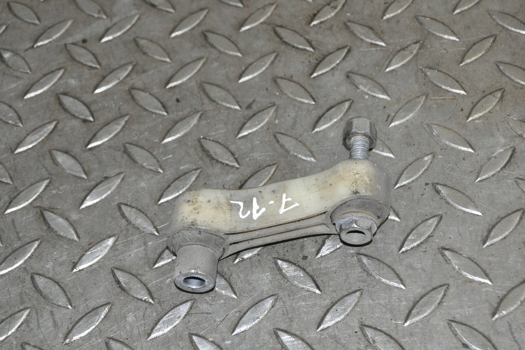 фото №1, Mercedes x156 gla220 cdi 2017 rhd задний левый тяга стабилизатора