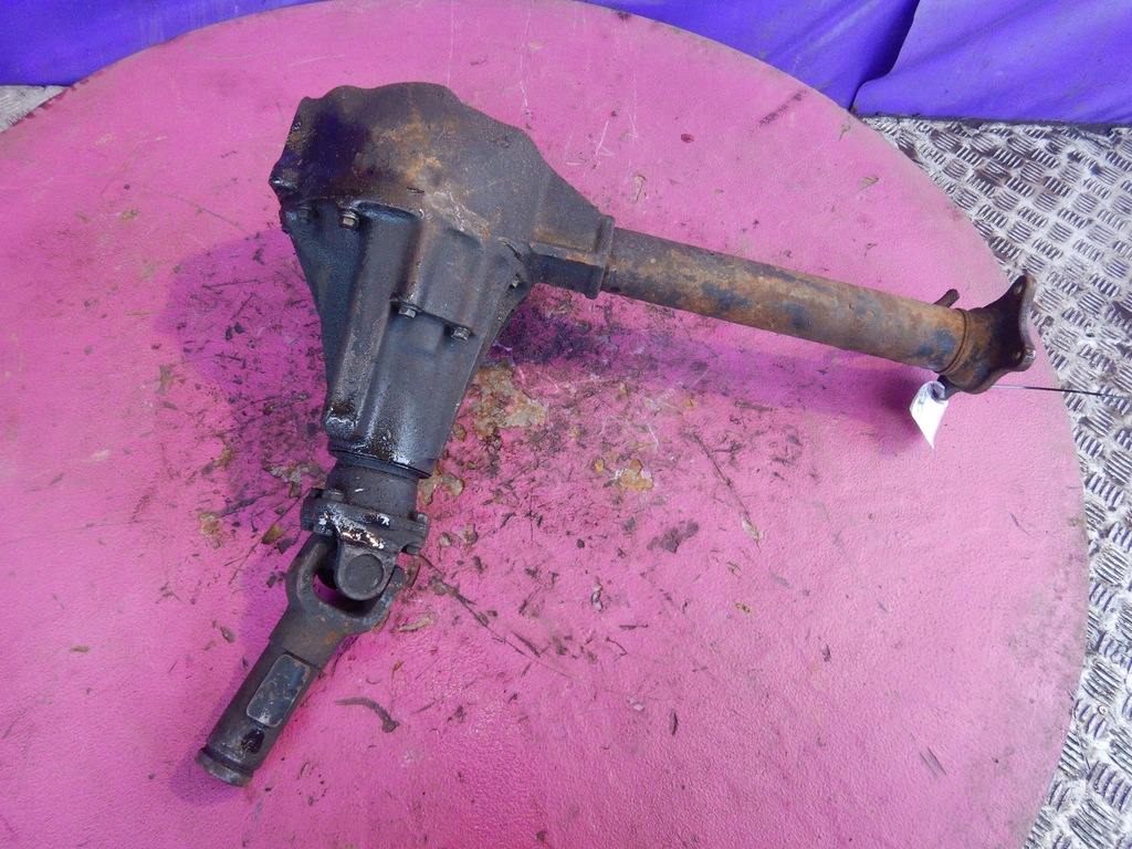 фото №1, Isuzu trooper i 2,8td 4jb1t міст передній диференціал