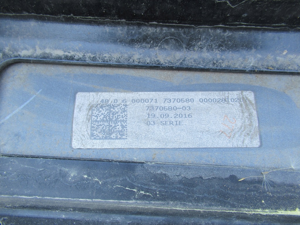 фото №11, Bmw i3 16r бампер задняя kompletny 7370577