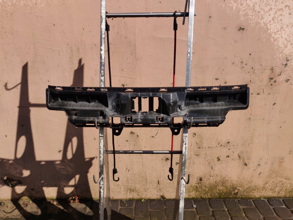 Купити Mercedes glc c253 x253 напрямна середній бампер задній балка задня a2538851265