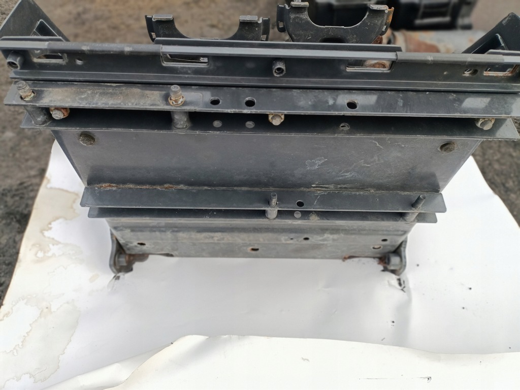 фото №3, Основание коробка аккумуляторов scania r s