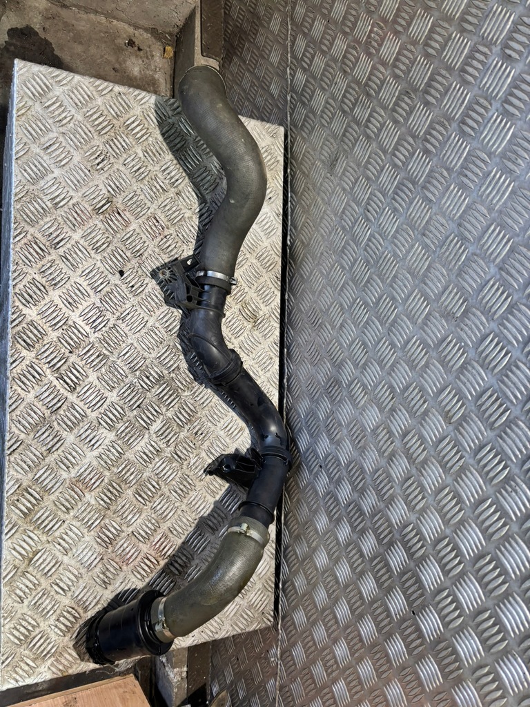 фото №1, Renault trafic iii труба інтеркулер повітря 1.6 dci 144601915r