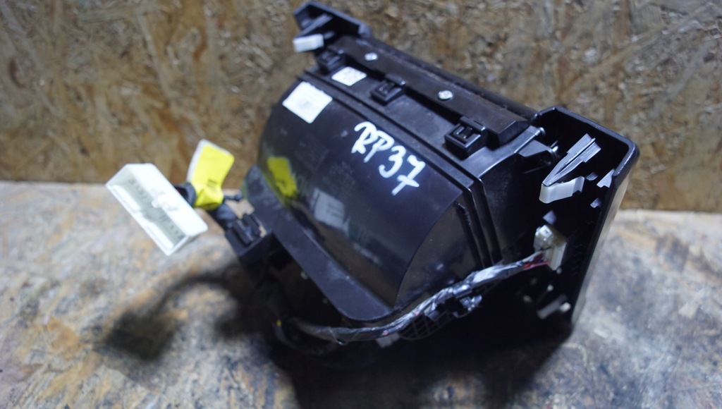 фото №8, Hyundai i40 бардачок переключатель разъём usb aux