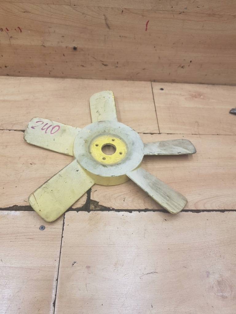 Купити Вентилятор радіатора volvo 240 740 940 2.4d