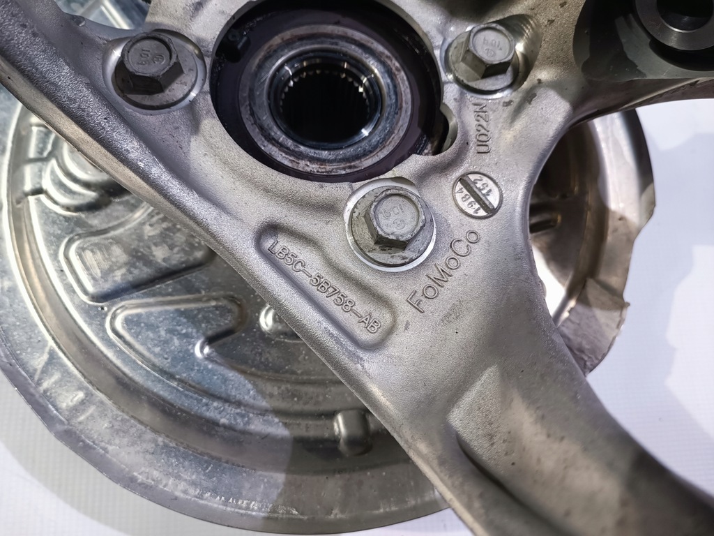 фото №9, Поворотный кулак задняя задняя правая комплектная ford explorer vi 2020-