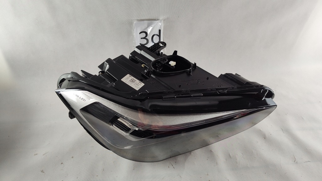 Bmw x1 f48 рестайлинг  lci full led правая  фара фара правый с Разборки