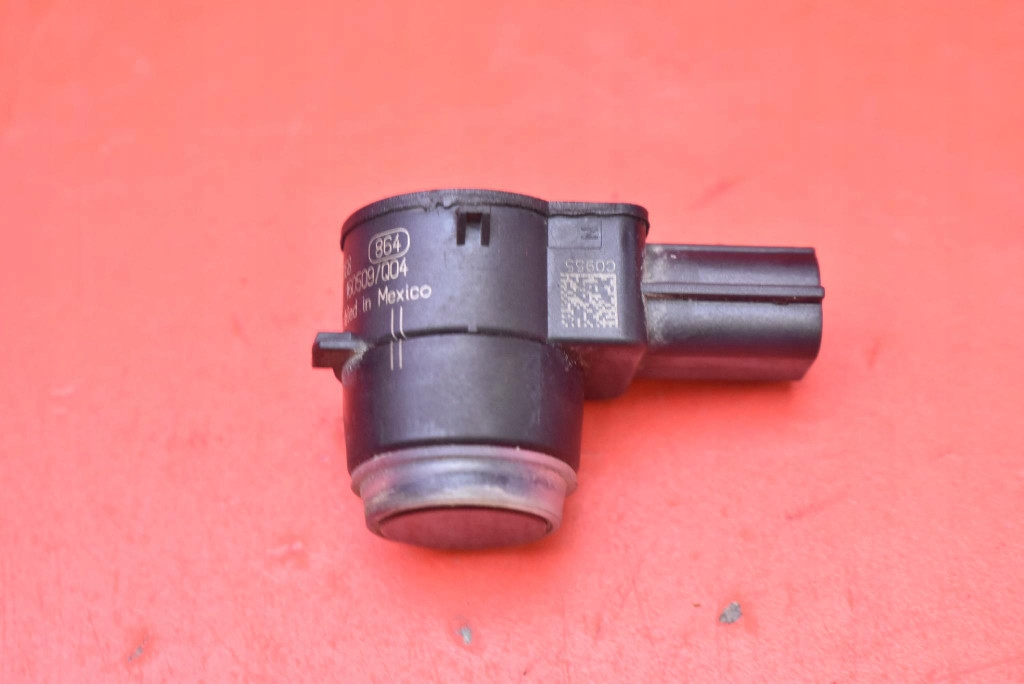 Датчик парковки задний  pdc 13300764 opel zafira c 12-16 в Украине