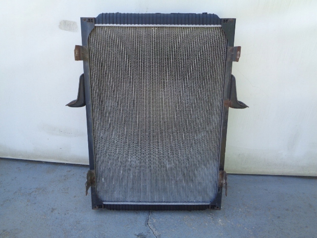 Renaut premium dci радиатор 7420775792 в Украине