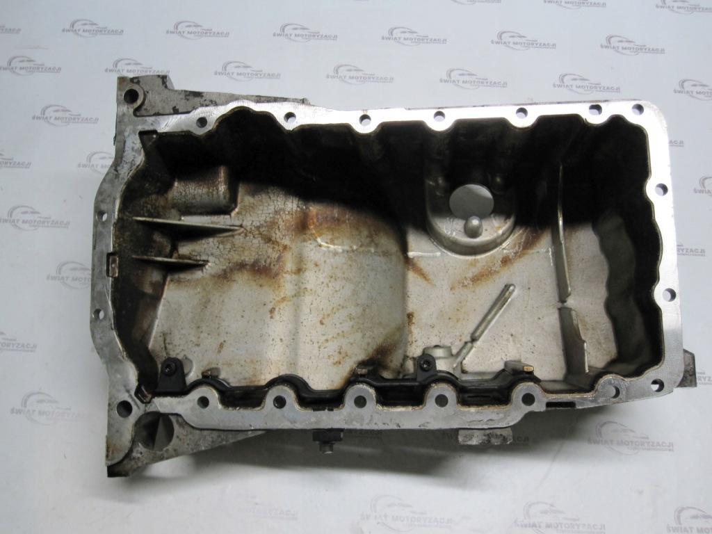 Audi a4 2.0 tfsi 07r. 200km 06b103603as поддон масляная в Украине